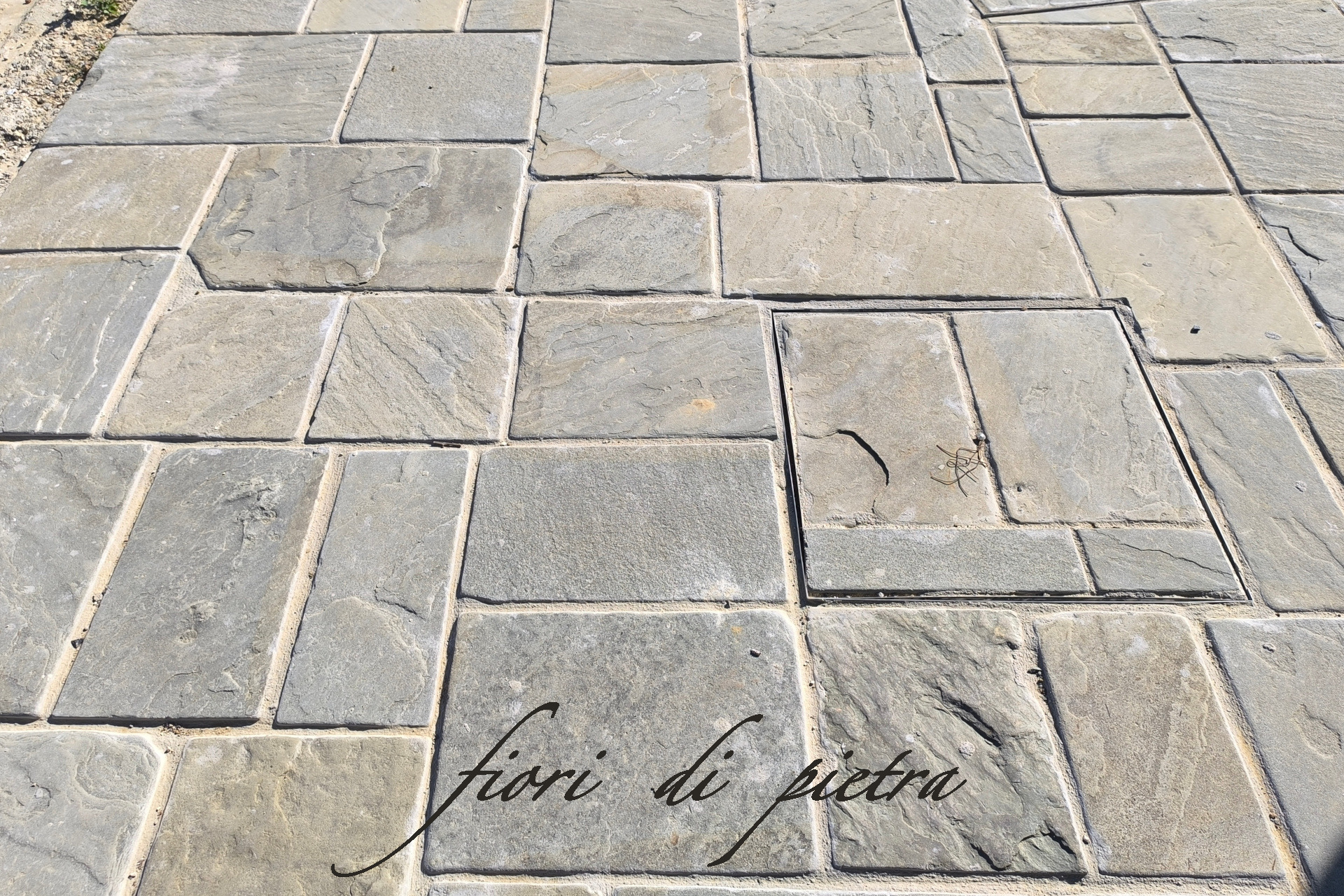 Realizzazione Pavimenti in pietra PIETRA FORTE